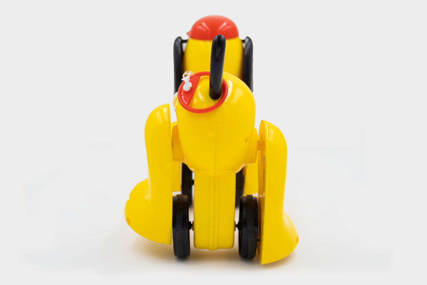 ToyBharat My Snoopy Dog Pull Along Toy is a multicolour travel toy for kids aged 1-6 years. With realistic dog design, it boosts motor skills, encourages walking, and ensures safe indoor and outdoor play.